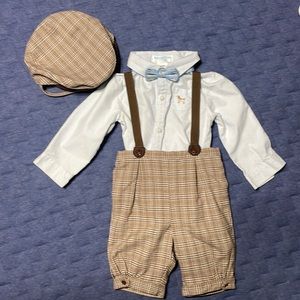 Janie and Jack boys outfit. Size 12-18 months.